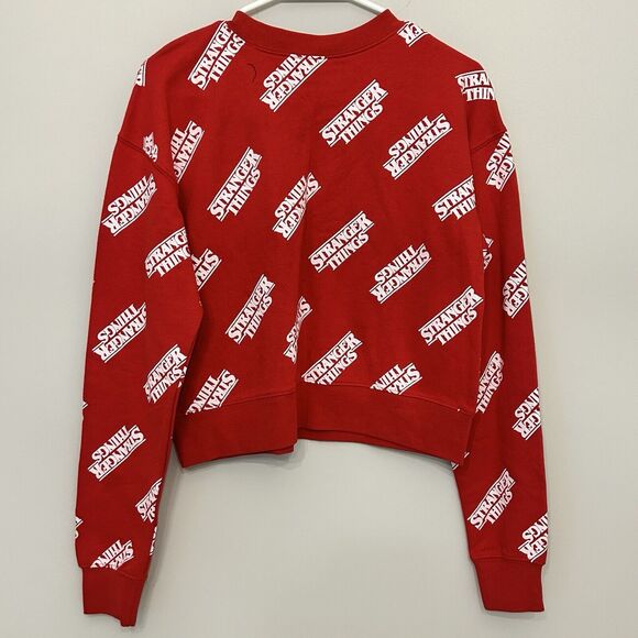 Stranger Things Cropped Sweatshirt Womens Small Red All over graphic Netflix NEW - Picture 2 of 9